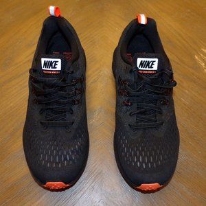 Nike Air Zoom Winflo 4 Shield Women's Black Running Shoes Sz 7.5
